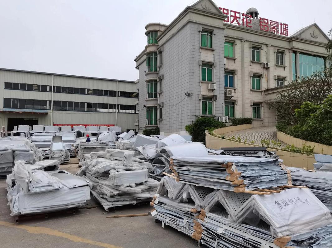 深圳市金仕頓裝飾材料 專注定制加工，引領有色金屬壓延技術新篇章